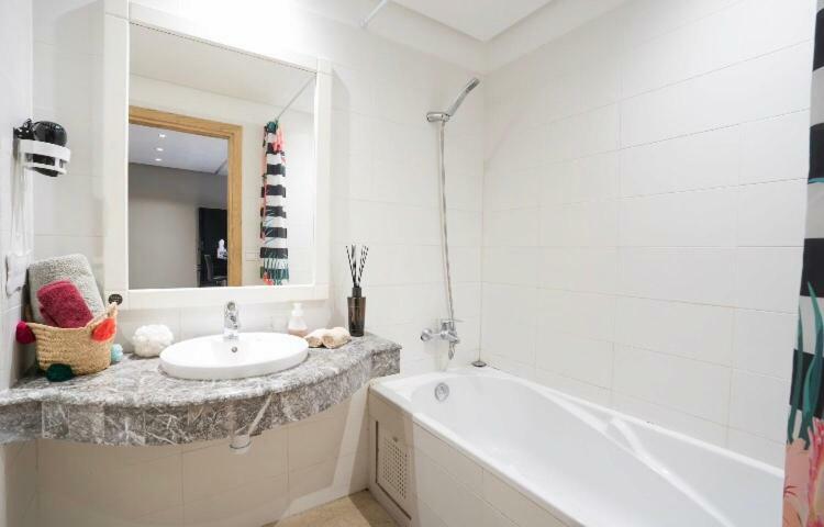 شقة Luxurious&Elegant Flat الدار البيضاء المظهر الخارجي الصورة